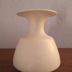 Vase plateel